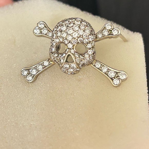 K. Brunini 18 k white gold and diamond pin. - Picture 2 of 7